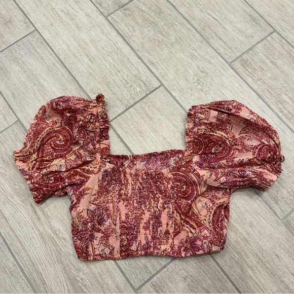 Cropped Blouse - Picture 3 of 3